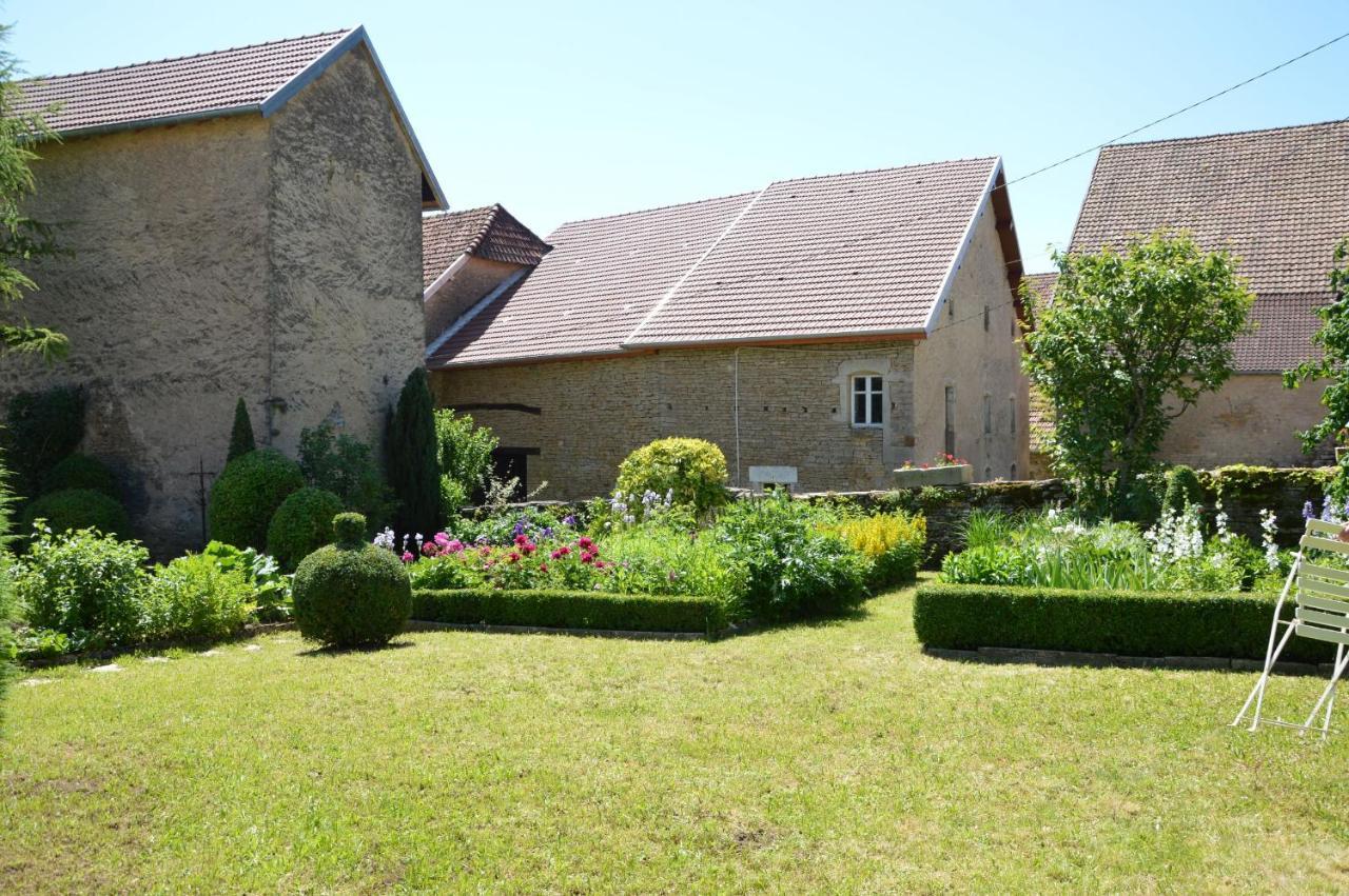 ホテル La Ferme Aux Glycines Aillevans エクステリア 写真